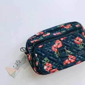 LUG Carousel 3, Aloha Navy